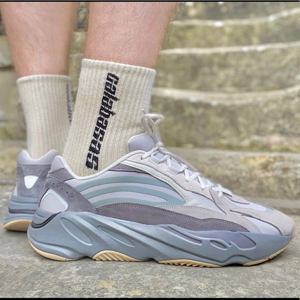Yeezy 700